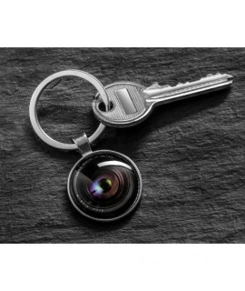 Kľúčenka - objektív fotoaparátu